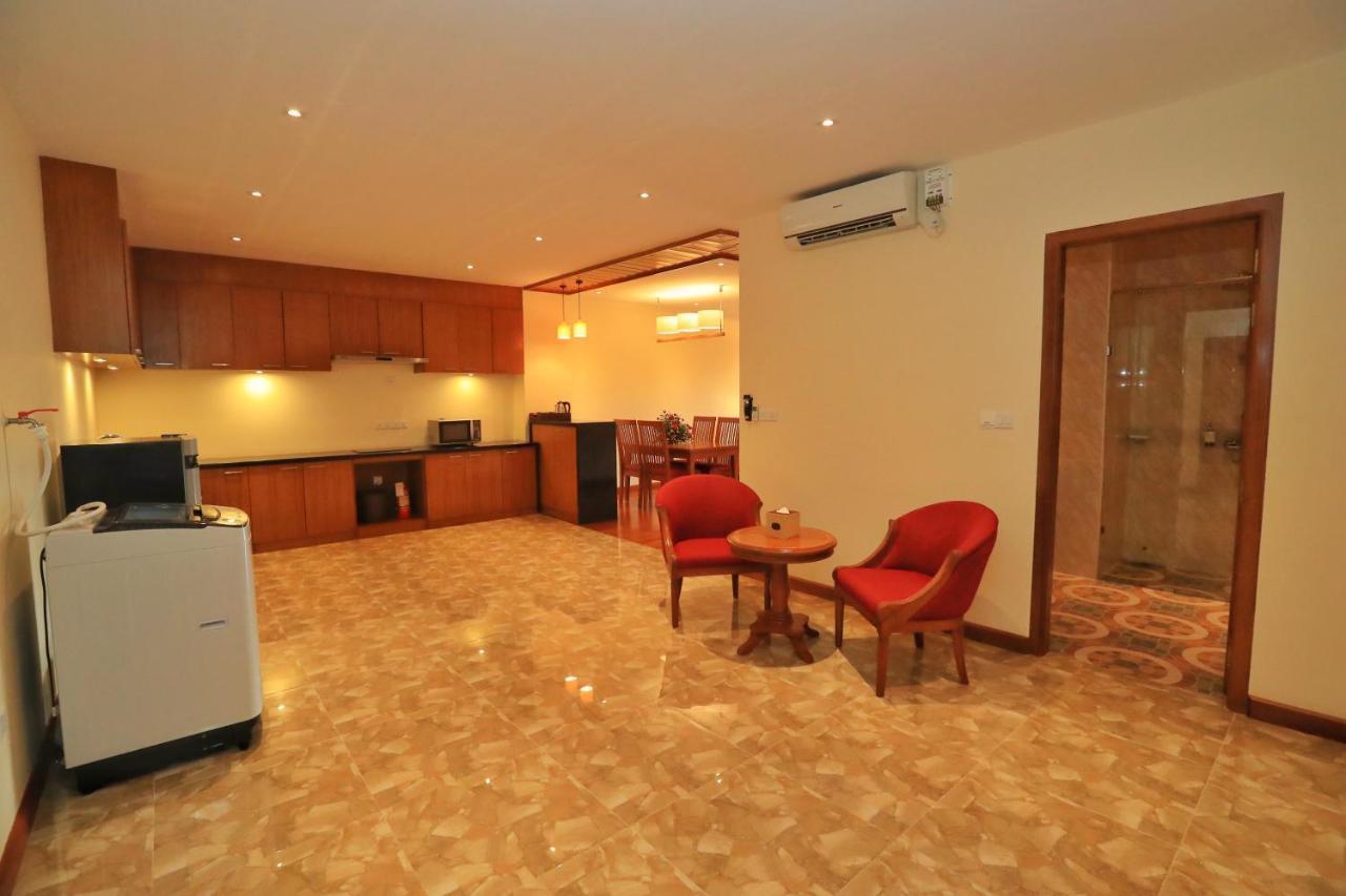 Sunset Palace View Suites Мандалай Экстерьер фото
